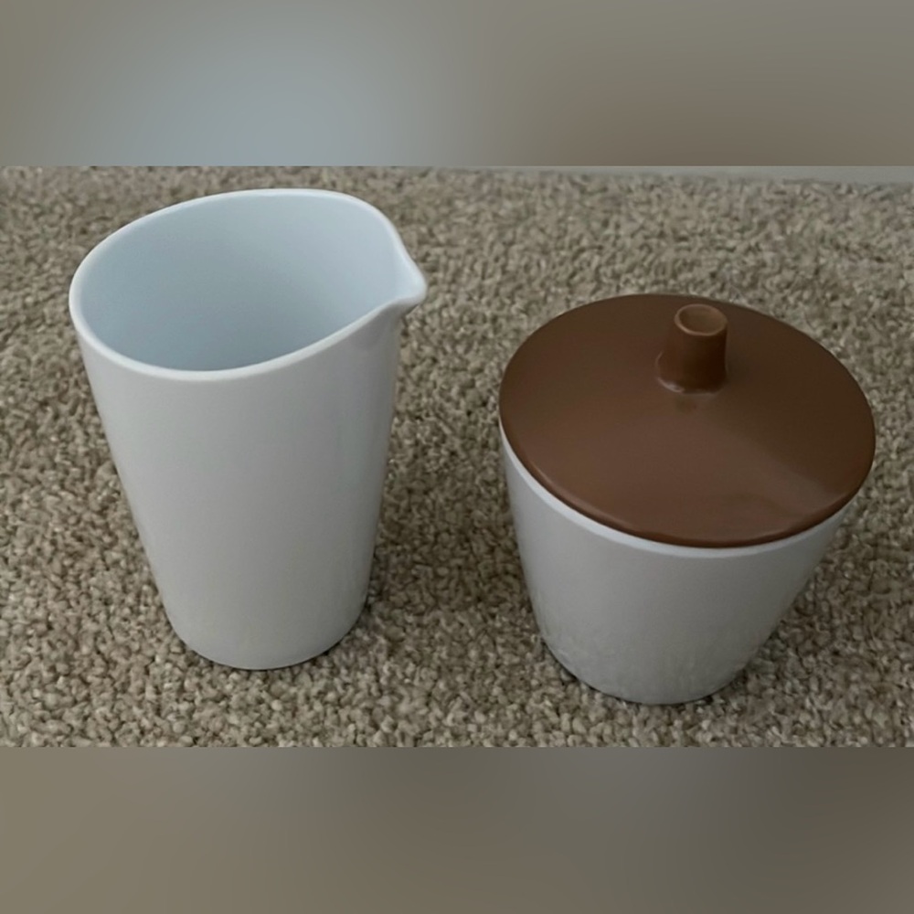 Vintage Retro 8 Ounce White Melamine Creamer & Sugar Bowl Brown Lid MCM EUC